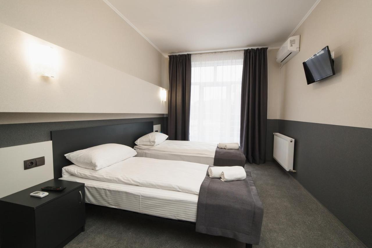 Golden Ring Hotel Ternopil Exterior foto